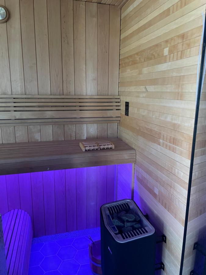 Above And Beyond - Luxe Suite Met Sauna En Stoomdouche Zaandam Exteriér fotografie