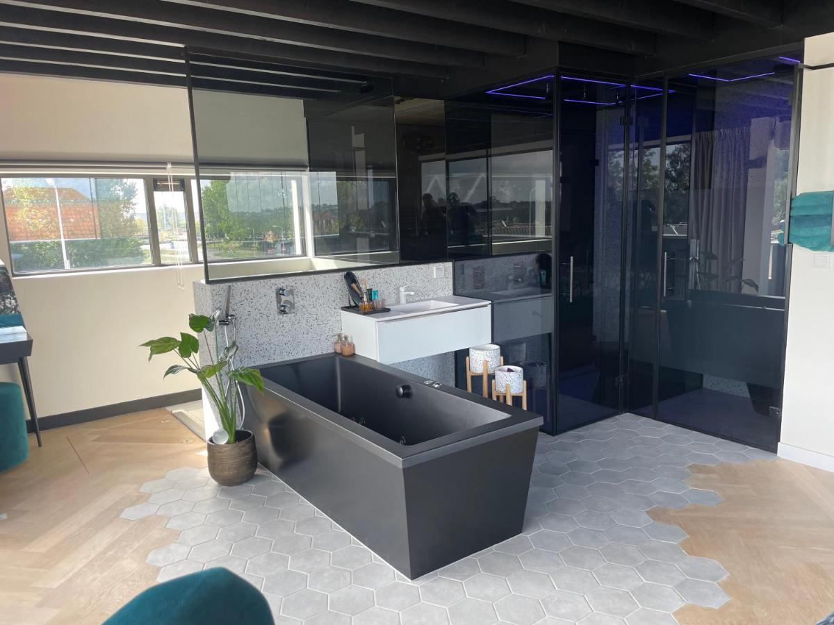 Above And Beyond - Luxe Suite Met Sauna En Stoomdouche Zaandam Exteriér fotografie